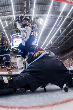 Leksands Tatum Amy jublar