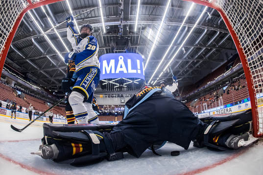 Leksands Tatum Amy jublar