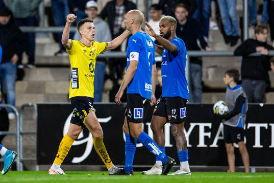 Elfsborgs Andri Fannar Baldursson jublar