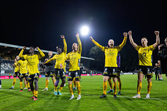 Elfsborgs spelare jublar