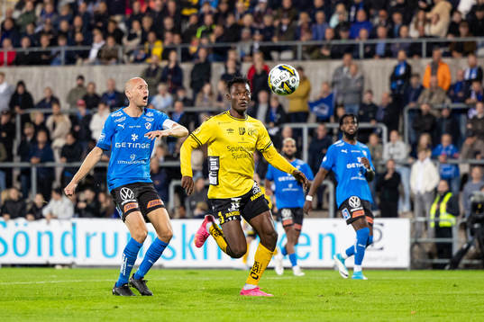 Halmstads Andreas Johansson och Elfsborgs Jalal Abdullai