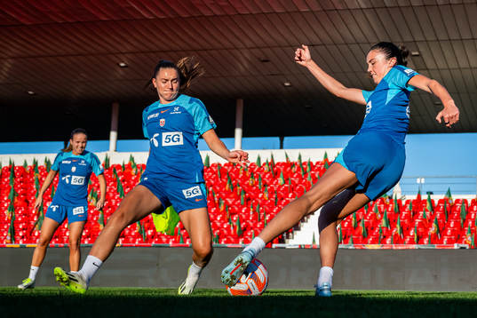 Vilde Bøe Risa and Ingrid Syrstad Engen of the Norwegian