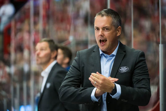 HV71s tränare Johan Lindbom