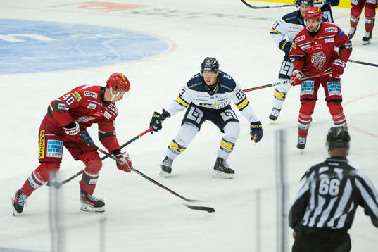 MoDos David Bernhardt och HV71s Åke Stakkestad