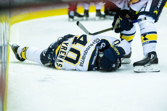 HV71s Oskar Stål-Lyrenäs har ont