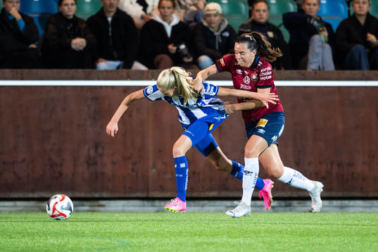 IFK Göteborgs Filippa Andersson och Örgrytes Johanna