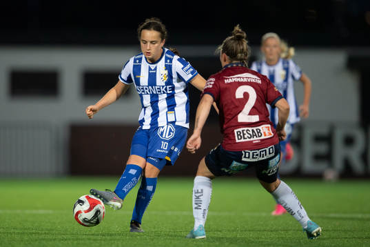 IFK Göteborgs Victoria Svanström och Örgrytes Linn Axell