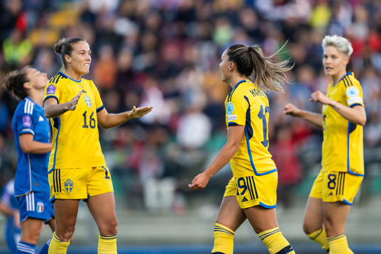 Johanna Rytting Kaneryd of Sweden celebrate with Filippa