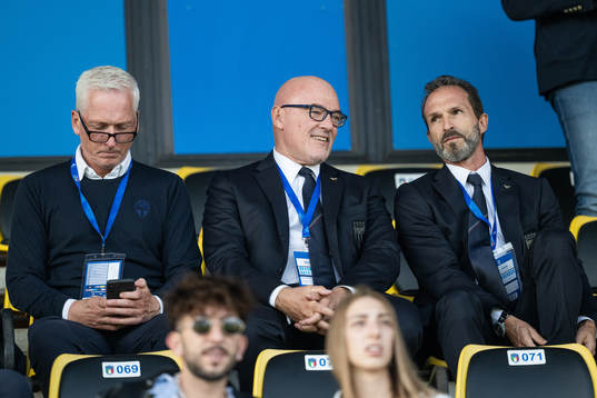 Håkan Sjöstrand (left), general secretary of the Swedish