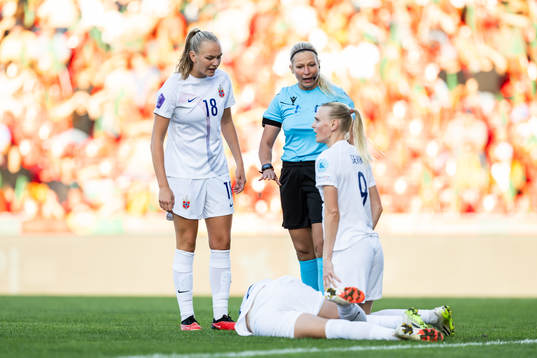 Frida Maanum, Sophie Román Haug and Karina Sævik of Norway