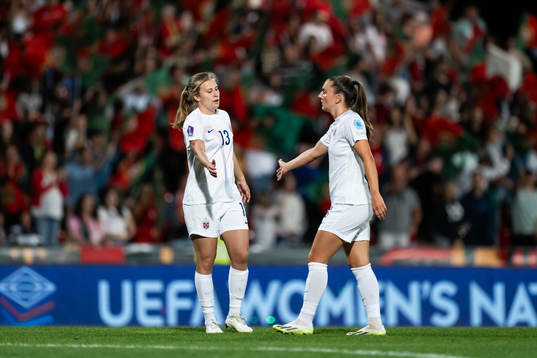 Cesilie Andreassen and Vilde Bøe Risa of Norway