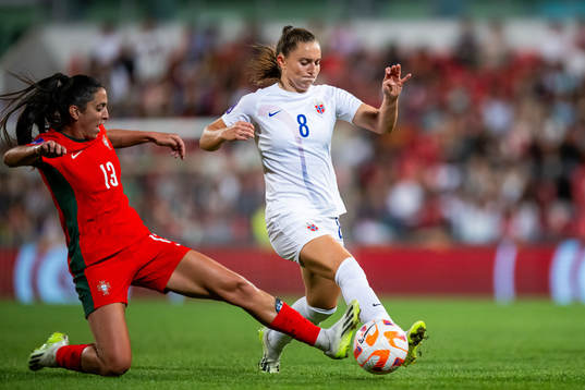 Fatima Pinto of Portugal and Vilde Bøe Risa of Norway