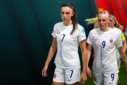Ingrid Syrstad Engen and Karina Sævik of Norway at