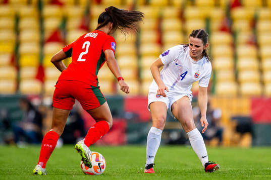 Catarina Amado of Portugal and Tuva Hansen of Norway
