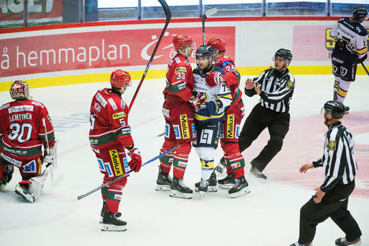 HV71s Radan Lenc och MoDos Kristians Rubins, Erik Walli,