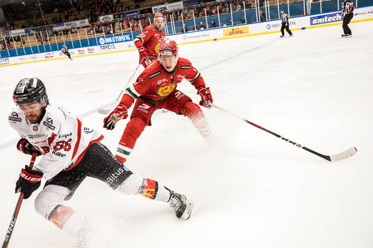 Nybros Alexander Tonge och Moras Oskar Tängerby