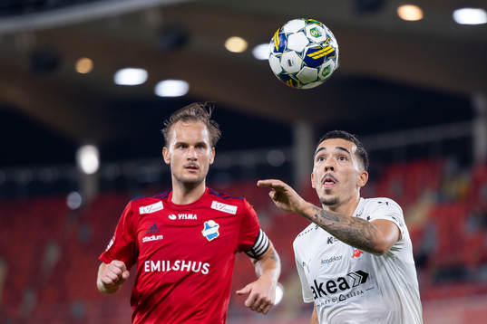 Östers Månz Berg och Helsingborgs Lucas Lima