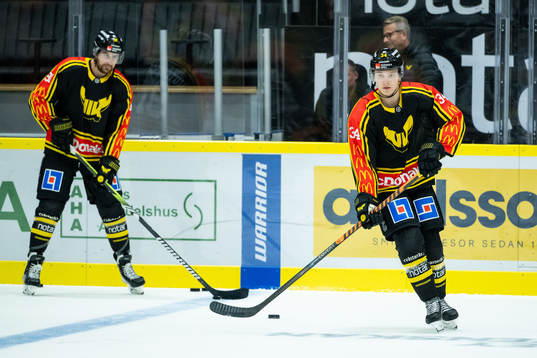 Västerås Nicholas Hutchison och Kalle Loponen