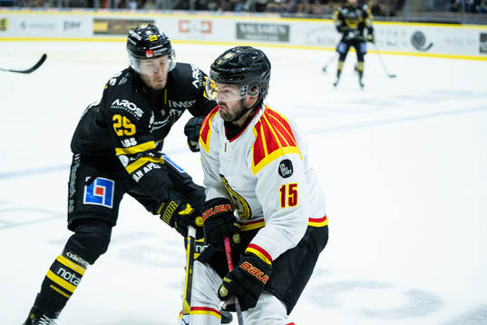 Västerås Eric Engstrand och Brynäs Simon Bertilsson