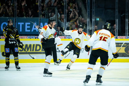 Brynäs Anton Ohlsson (m) jublar