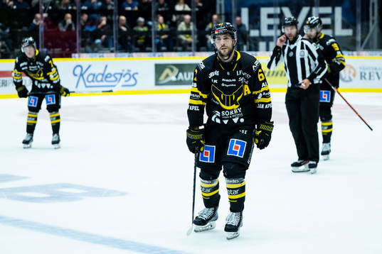 Västerås Konstantin Komarek deppar