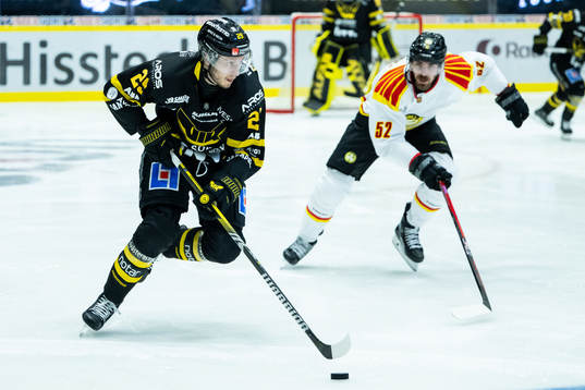 Västerås Eric Engstrand och Brynäs Jack Kopacka