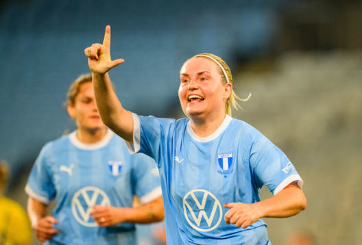 Malmö FFs Rebecka Holm jublar