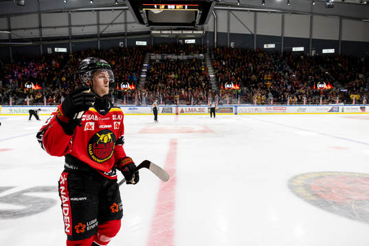Luleås Jesper Sellgren jublar