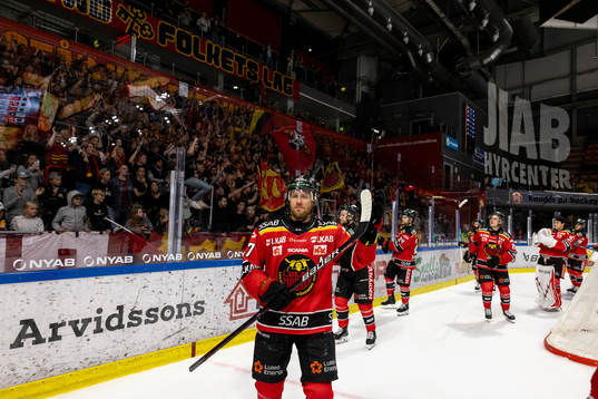 Luleås Linus Omark jublar