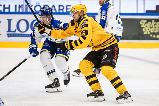 Skellefteås Linus Lindström och Leksands Olle Alsing