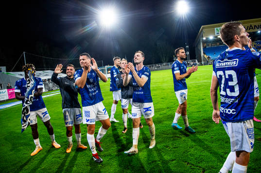Trelleborgs spelare jublar