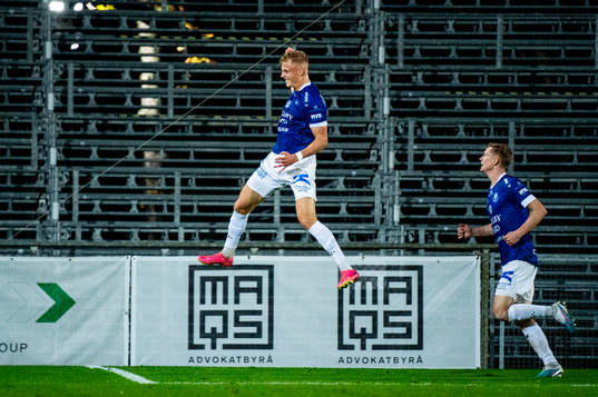 Trelleborgs Liam Olausson jublar