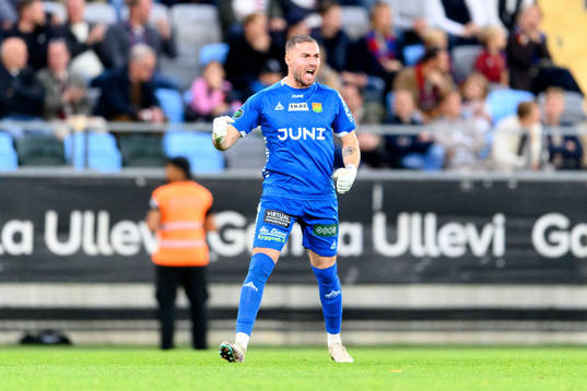 GAIS målvakt Mergim Krasniqi jublar