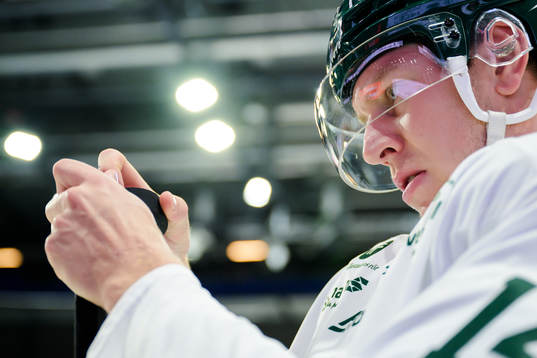 Färjestads Victor Ejdsell