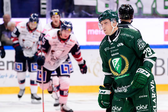 Färjestads Patrik Lundh deppar