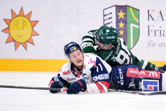 Linköpings Henrik Törnqvist och Färjestads David Tomasek