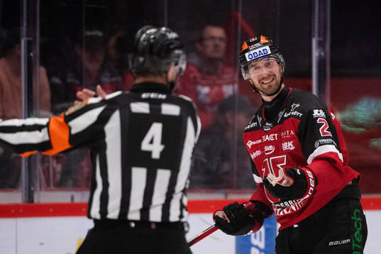 Örebros Rasmus Rissanen reagerar