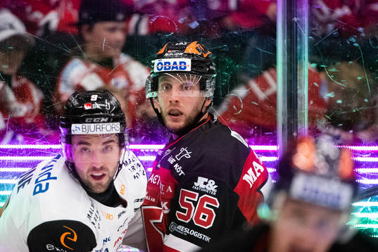 Malmö Redhawks Alan Quine och Örebros Robin Norell