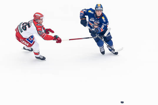 Frölundas Pontus Johansson och Växjös Victor Stjernborg