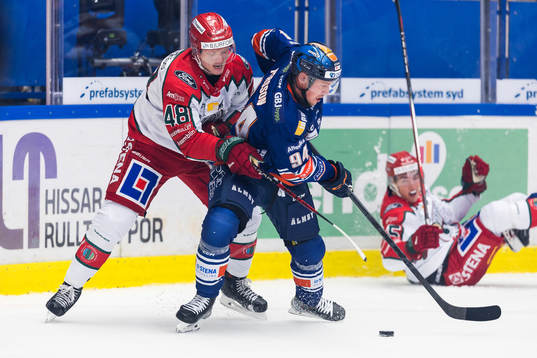 Frölundas Carl Klingberg och Växjös Joel Persson