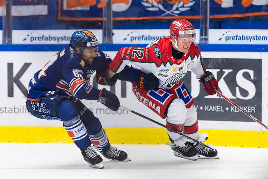 Växjös Eric Martinsson och Frölundas Max Friberg