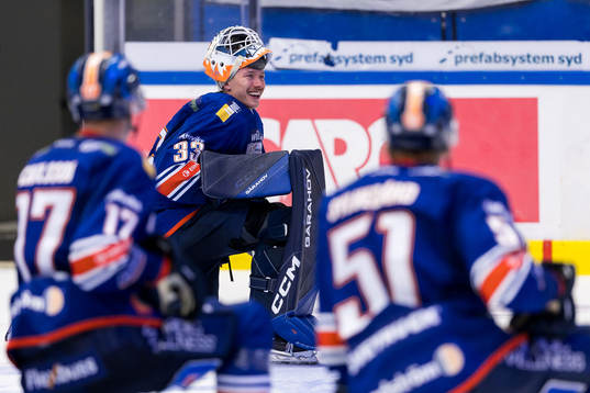 Växjös Emil Larmi jublar