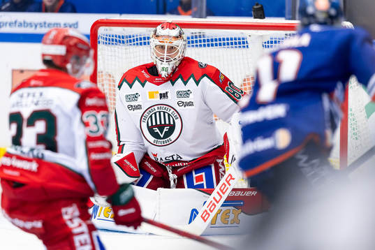 Frölundas målvakt Frederik Dichow