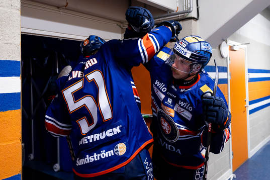 Växjös Emil Sylvegård och Brian Cooper
