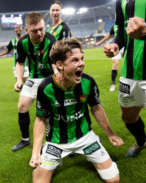 GAIS Axel Henriksson jublar