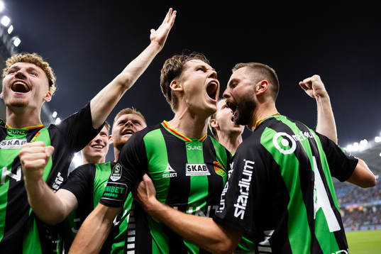 GAIS Axel Henriksson jublar