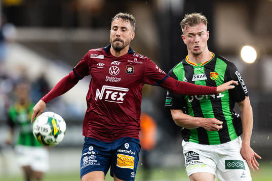 Örgrytes Jonathan Azulay och GAIS  Alexander Ahl Holmström
