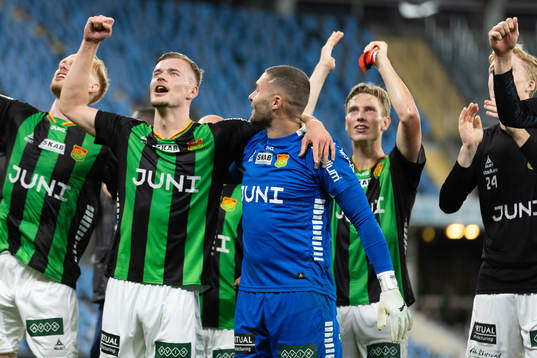 GAIS  Alexander Ahl Holmström och målvakt Mergim Krasniqi