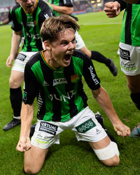 GAIS Axel Henriksson jublar