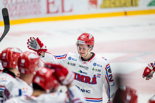 Timrås Noel Edfeldt jublar